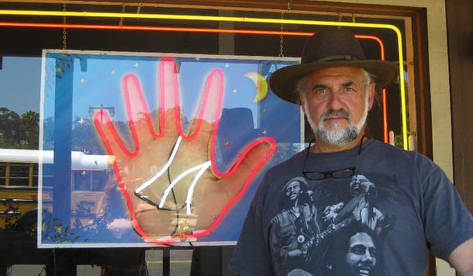 The Amazing Ron: Palmistry